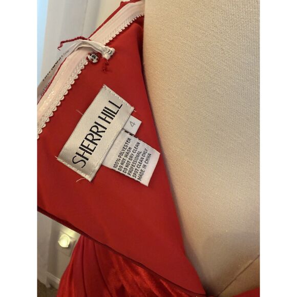 Sherri Hill Red Strapless Mermaid Gown - Picture 7 of 8